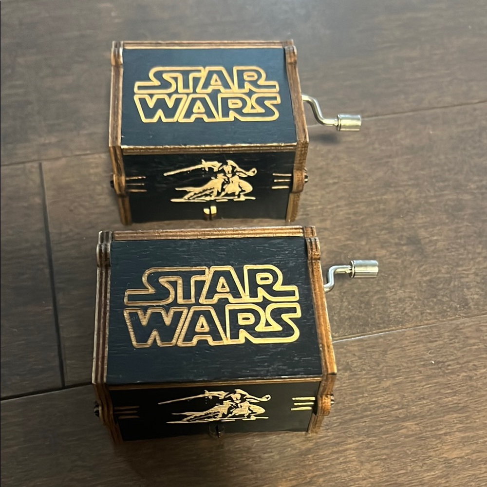 Star Wars Hand Crank Music Box Set